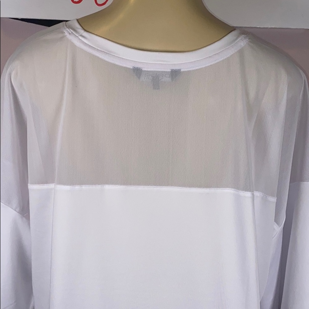 ๐ Bebe NWT athletic top Size 1X ๐ - Picture 5 of 7
